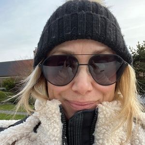 Meet your Posher, Dawn